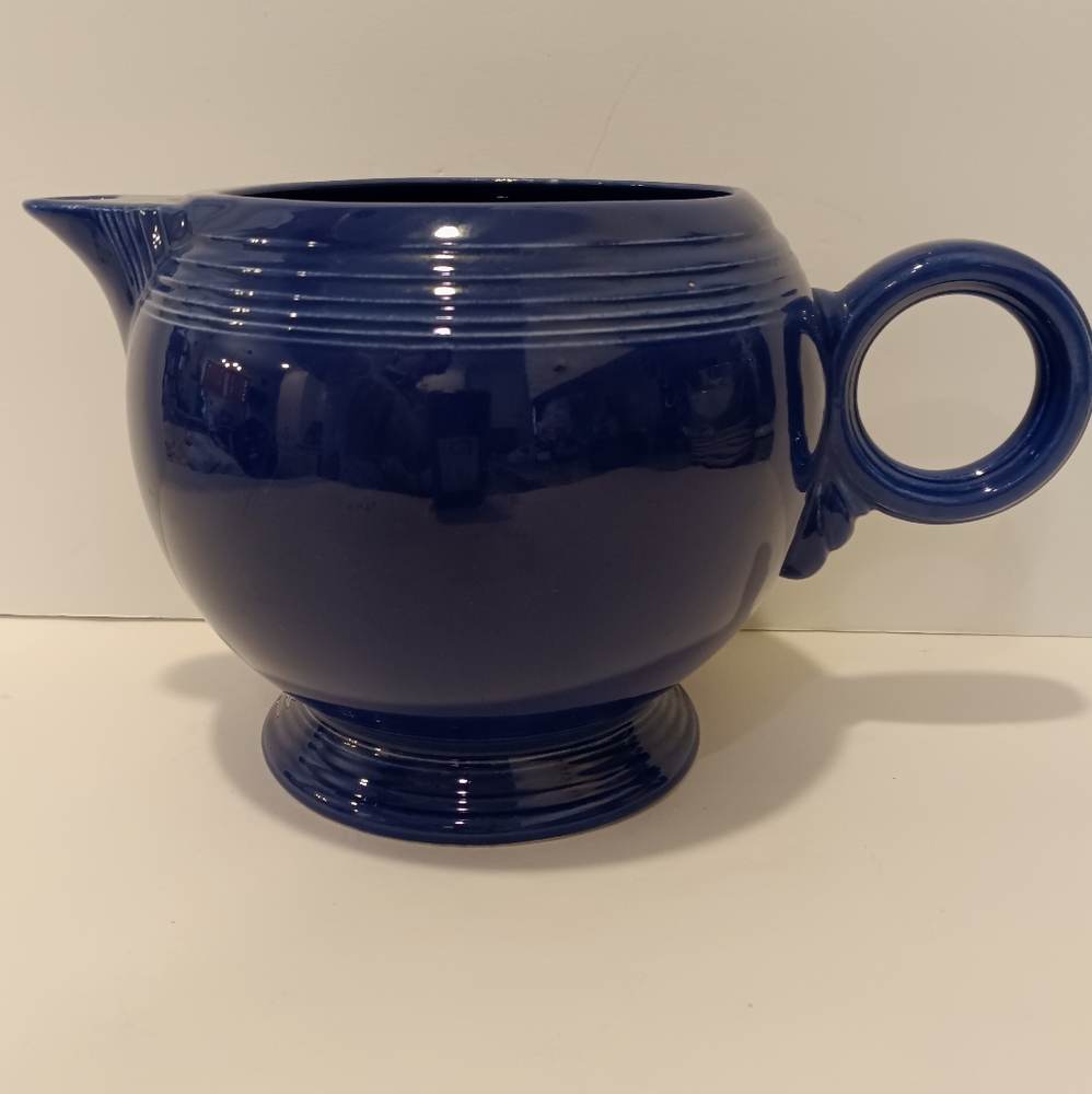 Fiestaware Vintage Homer Laughlin Round Pitcher/Tea Pot Cobalt Blue